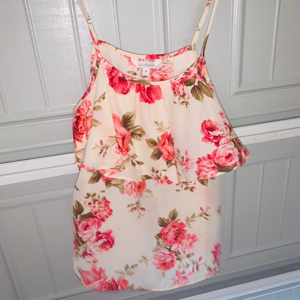 Floral tank top blouse 🌷🌸🌷🌸